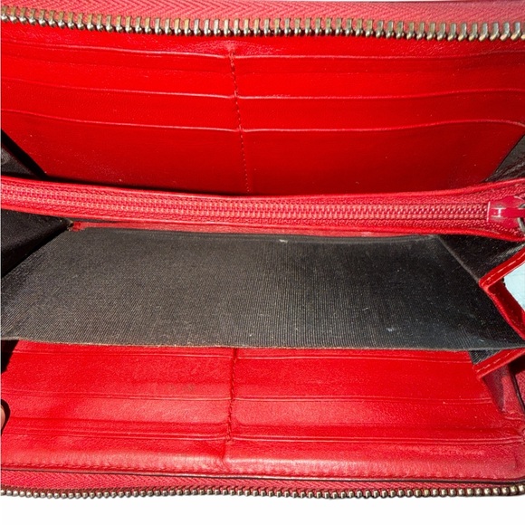 Gucci GG Supreme Interlocking G Zip Around Wallet Red Leather - Picture 3 of 4